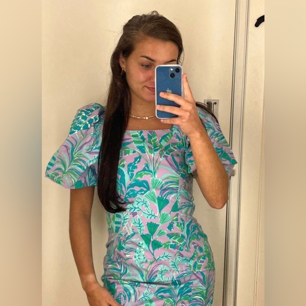 Great Easter Lavender plant printed dress w/ puff sleeved Lilly Pulitzer dress